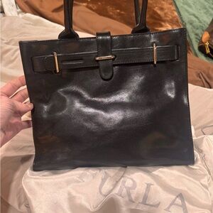 Furla Black Elegant Leather Tote
